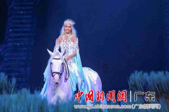 玩滑板的男孩逃脱2